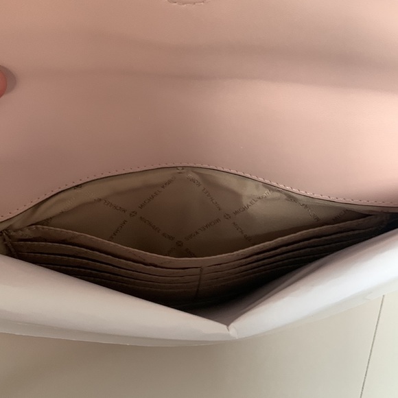 Michael Kors Clutch: Pale Pink - Picture 5 of 5